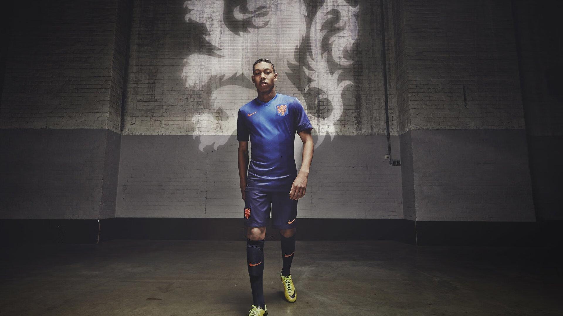 詹皇再发声力挺甜瓜,愿与他并肩作战 但决策权不在我手