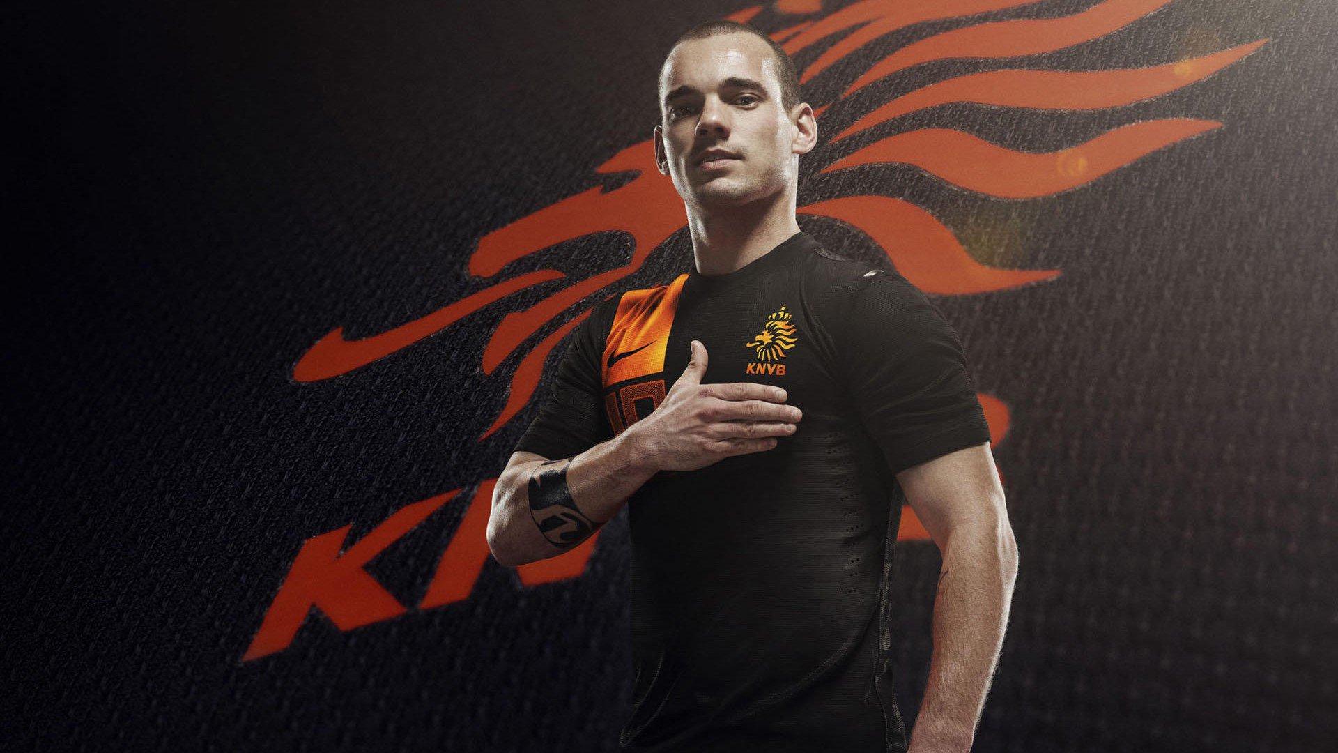 海港中场核心或遭澳帅挖角 凯尔特人新帅锁定穆伊引发中超震动